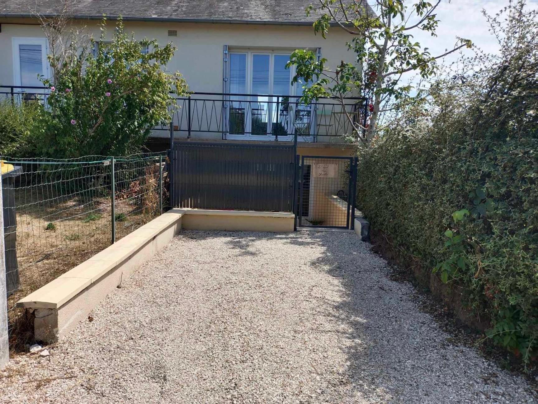 L'Ecrin Des Noels Bed & Breakfast Vineuil  Exterior photo
